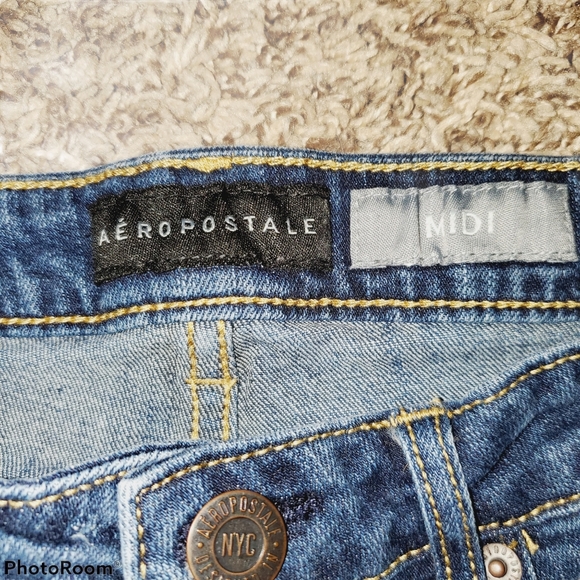 Aeropostale Midi Denim Frayed Design Summer Shorts 420 - Picture 2 of 5